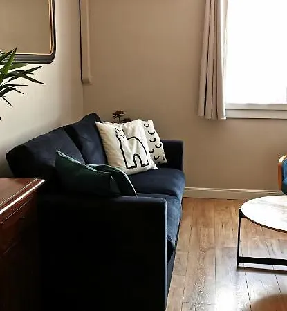 Centre Ancien Proche Gare Et Depart Corse- 5 Pers - Freewifi - Ac アパート *